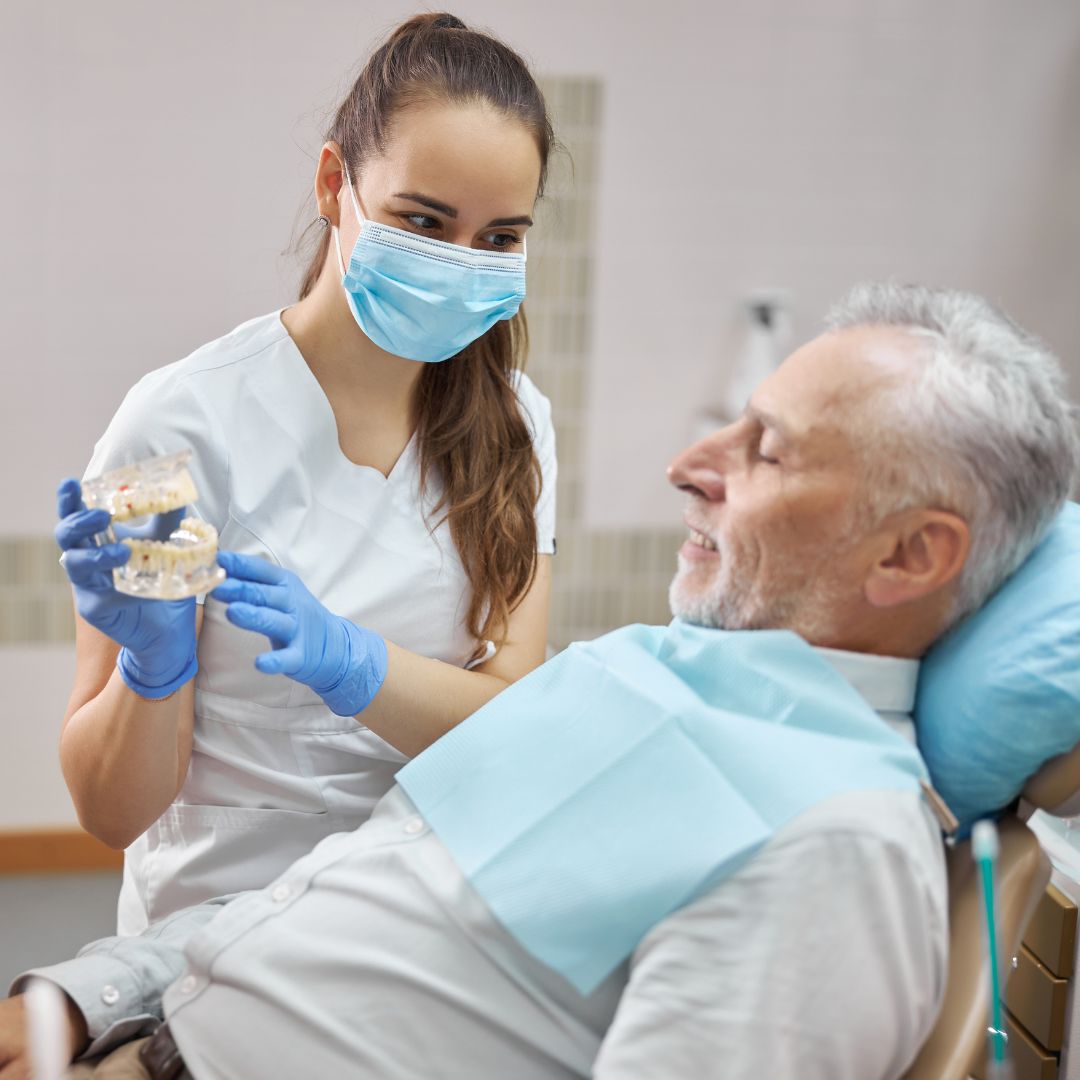 Proceso de un Implante Dental en la clínica Clínica Mayo Dental